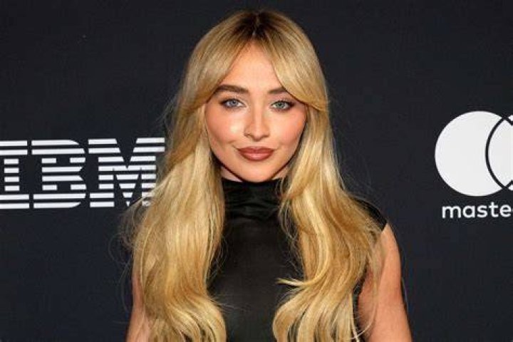 50 Facts About Sabrina Carpenter FactSnippet