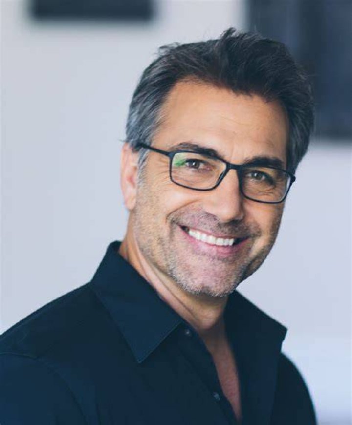 About Michael Bergin Beverly Hills Real Estate Agent