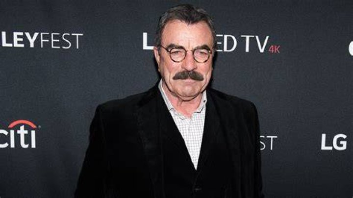 Actor Tom Selleck leaves 2,020 tip at New York restaurant PIX11