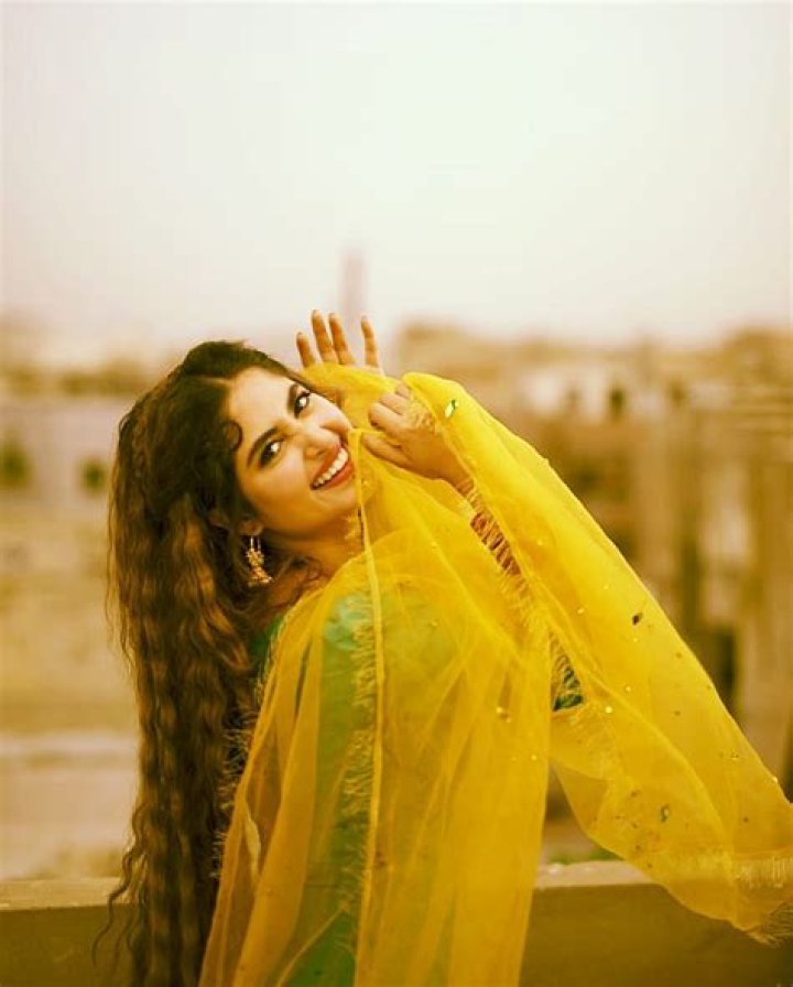 Beautiful Latest Clicks of Sajal Aly Reviewit.pk