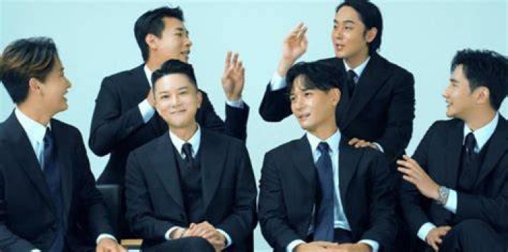 Click B's Oh Jong Hyuk reveals wedding photos with bridetobe allkpop