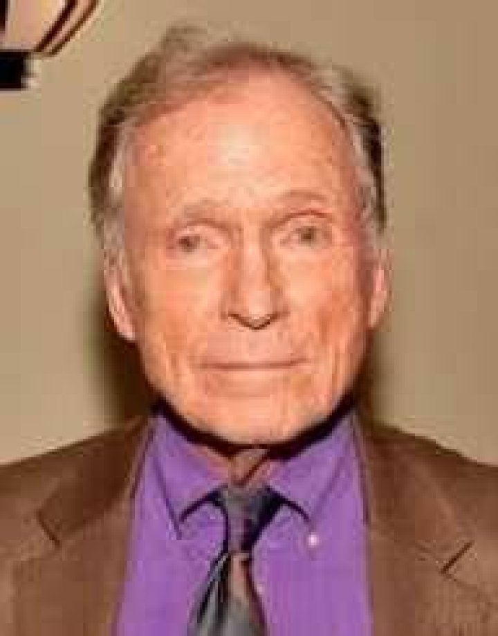 Dick Cavett Biography Facts, Childhood, Family Life & Achievements