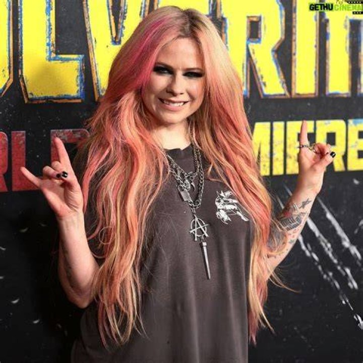 Discovering The Age Of Avril Lavigne's Daughter A Unique Insight
