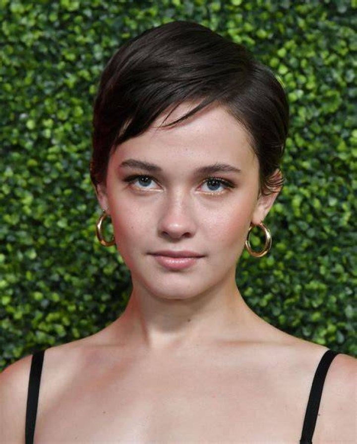 Explore Cailee Spaeny's Relationship History