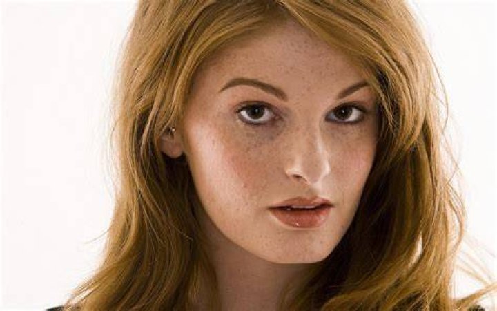 Faye Reagan Wallpapers Images Photos Pictures Backgrounds