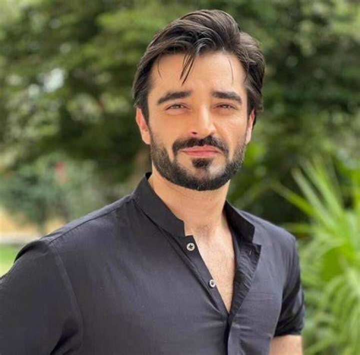 Hamza Ali Abbasi Dressing in Jaane Jahan TikTok