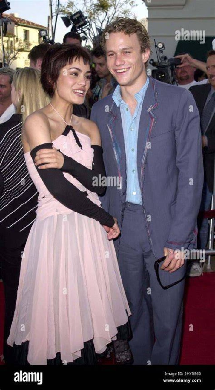 Heath Ledger and Shannyn Sossamon attend "A Knight's Tale" premiere in