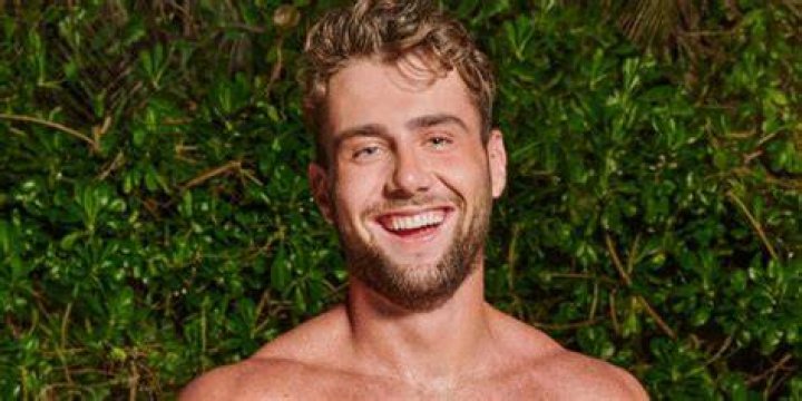 How Tall Is Harry Jowsey From Perfect Match? Answered The Escapist