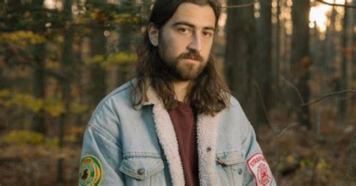 Introducing Noah Kahan's Father A Look Into The Family Roots