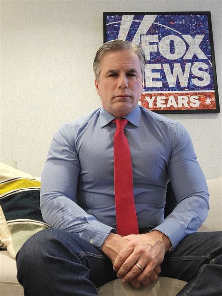Is Tom Fitton Married? Complete Relationship Details Uncovered