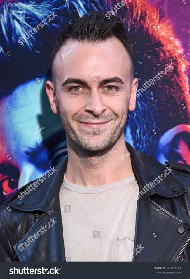 Joseph Gilgun's Love Life A Comprehensive Look At His Relationships