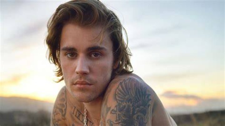 Justin Bieber Unleashes Anticipation A Glimpse into His Electrifying