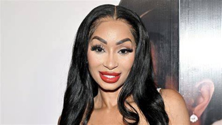 Karlie Redd's REAL AGE (And Her "Grown" Daughter's Age) Revealed?