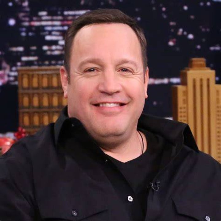 Kevin James Birthday Real Name Age Weight Height Family Facts Images