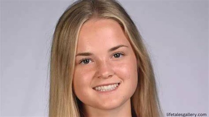 Lexi Murphy Bio, Age, Net Worth, Height, Nationality, Career
