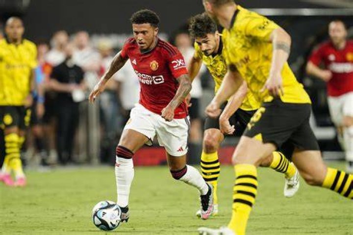 Manchester United vs Borussia Dortmund live Mkhitaryan strikes back