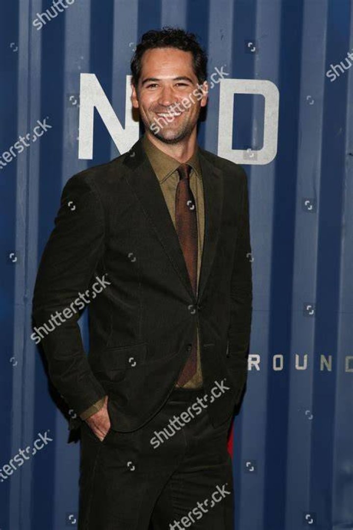 Manuel GarciaRulfo Joins 'Widows'; Desmin In Netflix Pic