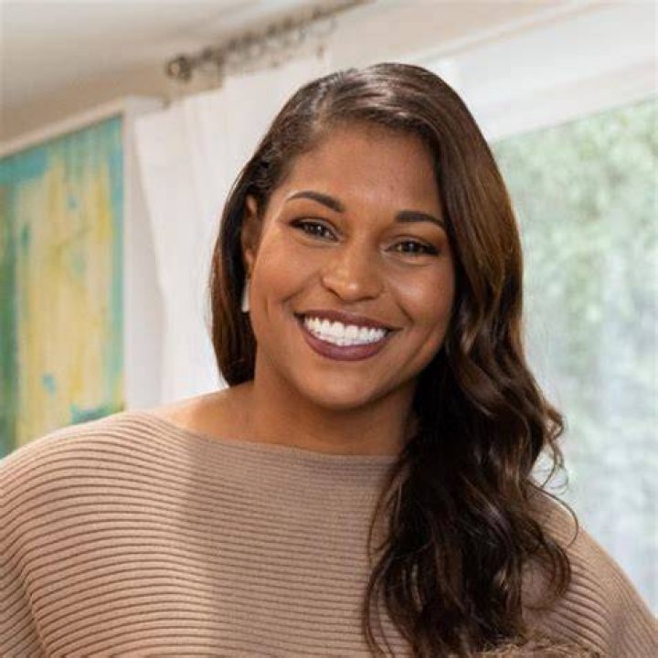Mika Mcgee Kleinschmidt (HGTV) Bio, Wiki, Age, Net worth, Husband, kids