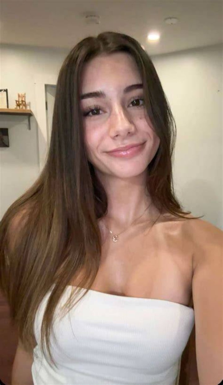 Mikayla Campinos Instagram Discover the Captivating World of Mikayla's