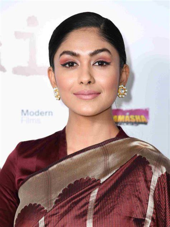 Mrunal Thakur in love with nature Telugu Cinema