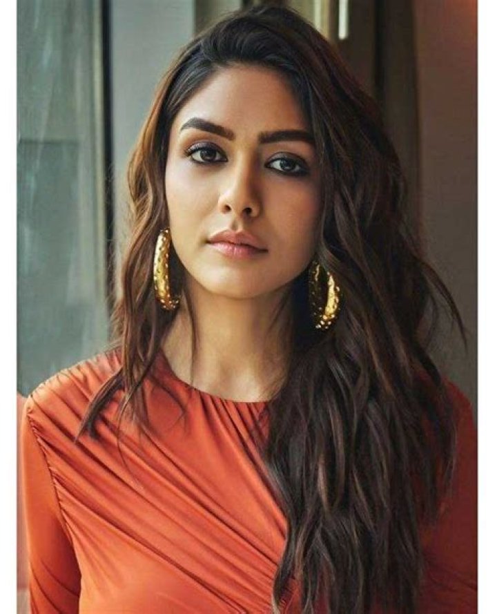 Mrunal Thakur On The Success Of Sita Ramam, Her Love Life, Future
