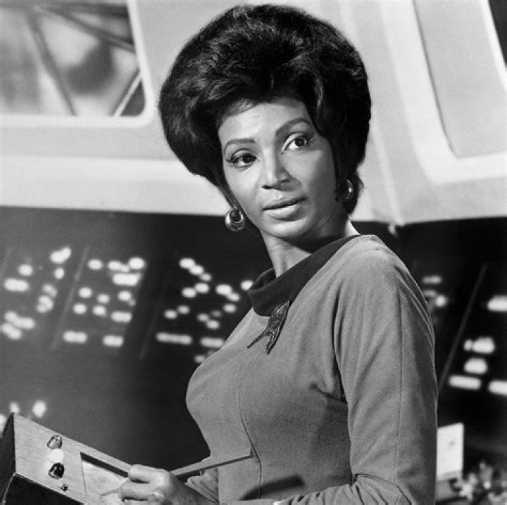 Nichelle Nichols (Star Trek) totally looks like Leslie Uggams (Fallout