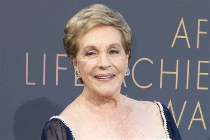 Older Hollywood Stars You Didn&rsquo;t Know Are Still Alive and Kicking