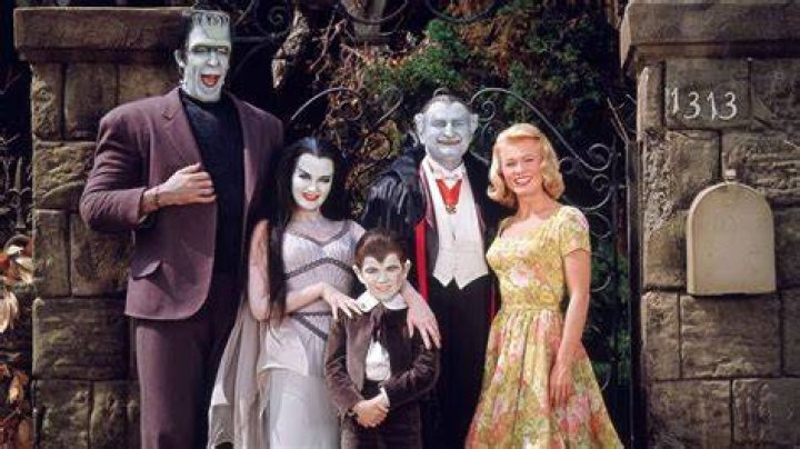 Pat Priest The Munsters 10 The munsters, Marilyn munster, Hot rods