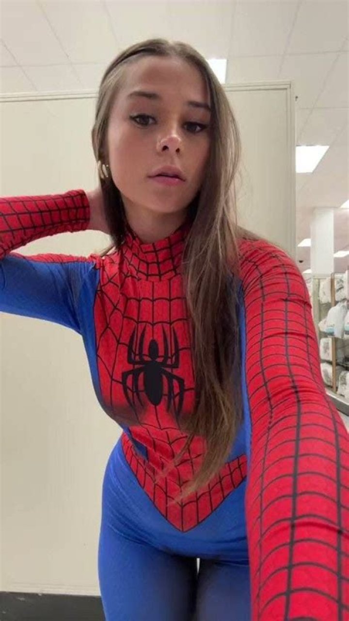 The Amazing SpiderMan Sophie Rain's Epic Costume Transformation In Part 2