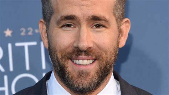 The Truth About Ryan Reynolds And Sandra Bullock's Romance