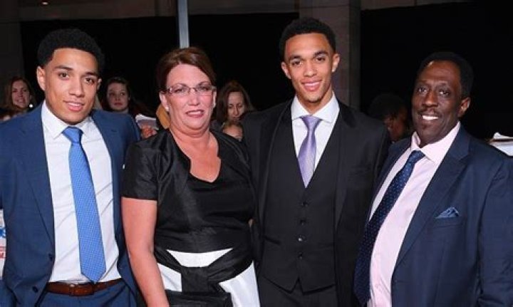 Trent Alexander Arnold Sister Brothers And Family Ethnicity