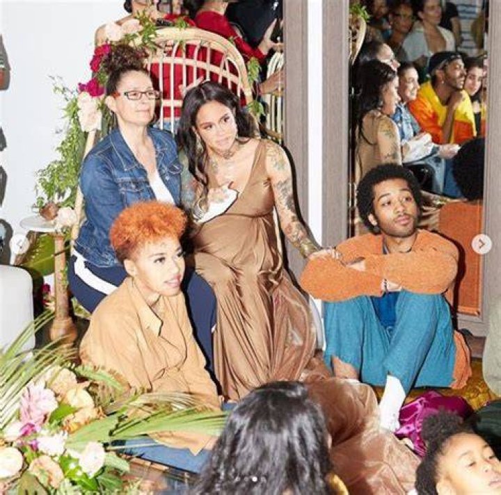 US singer Kehlani shares stunning photos from her baby shower and