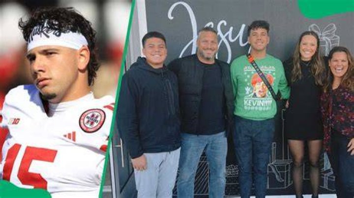 Who Is Yvonne Raiola? Dominic Raiola Wife Married Life And Son