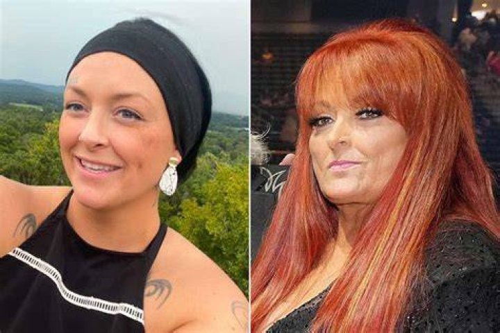 Wynonna Judd&rsquo;s daughter Grace Kelley dyes hair blonde & gets face