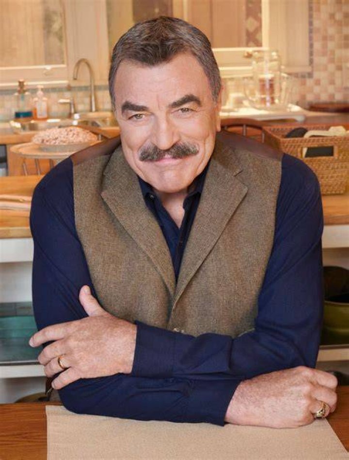 yol &ouml;l&uuml;m sihirli tom selleck religion hayvanat bah&ccedil;esi piyano Evlenmek